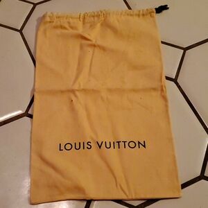 LOUI VUITTON SHOE BAG